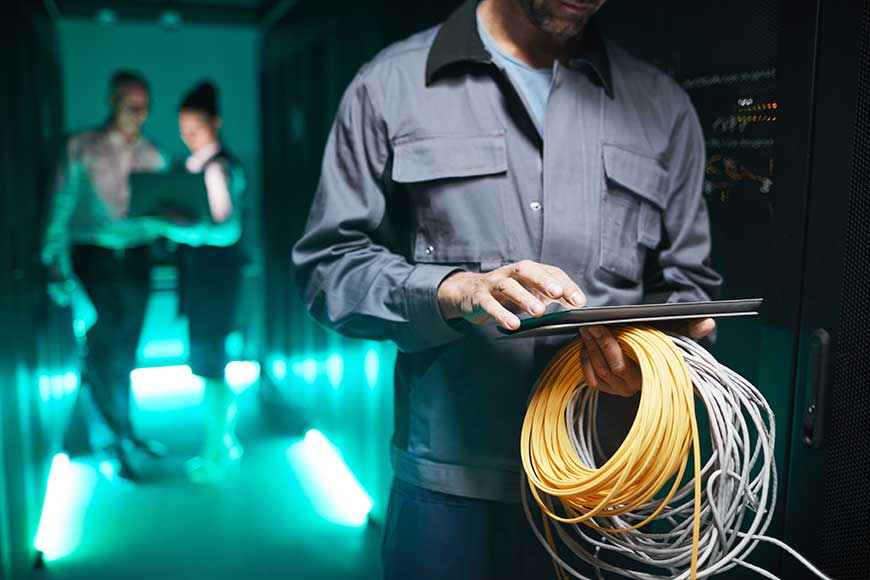 Kabel-Fiber-Optik-Jenis-Fungsi-Kelebihan-dan-Jasa-Instalasinya