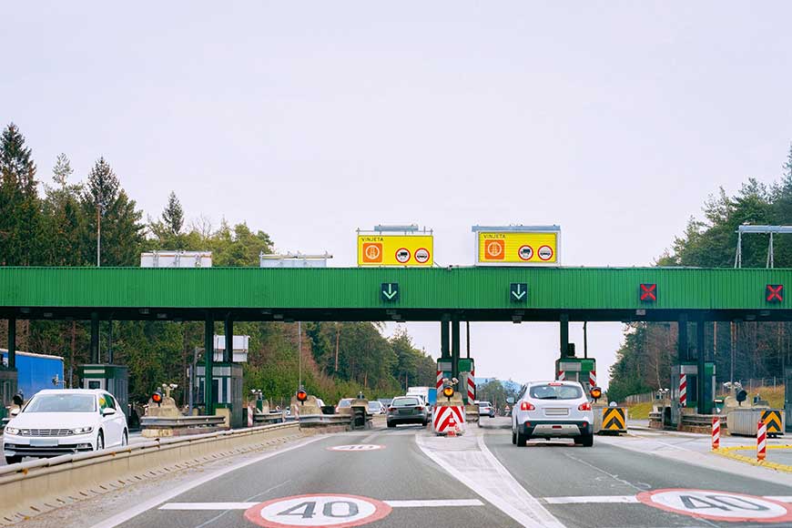 agaimana-Sistem-Gerbang-e-Toll-Bisa-Menentukan-Tarif-Kendaraan-Tanpa-Petugas-DCT