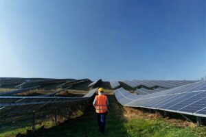 Solar-Power-System-untuk-Pertanian-dan-Perkebunan-DCT