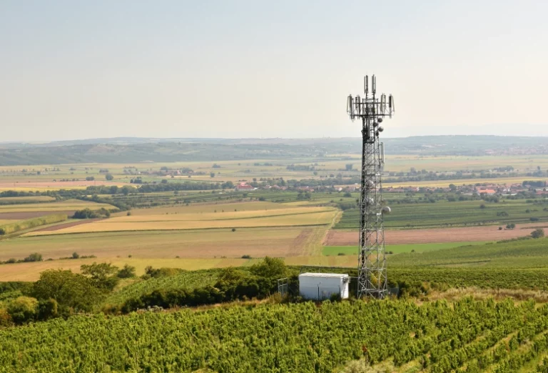 Manfaat-Jaringan-Seluler-Telco-Tower-di-Daerah-Pertanian-Terpencil