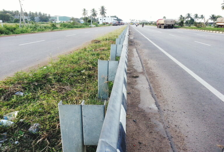 Jasa-Pemasangan-DMS-untuk-Mendukung-Sistem-Smart-Toll-DCT-1