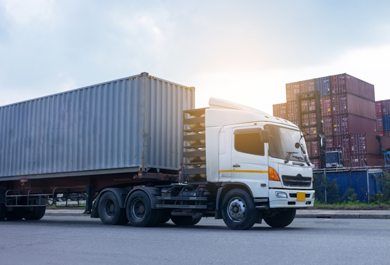 Pentingnya-Jembatan-Timbang-untuk-Meningkatkan-Efisiensi-Logistik-Dct-1