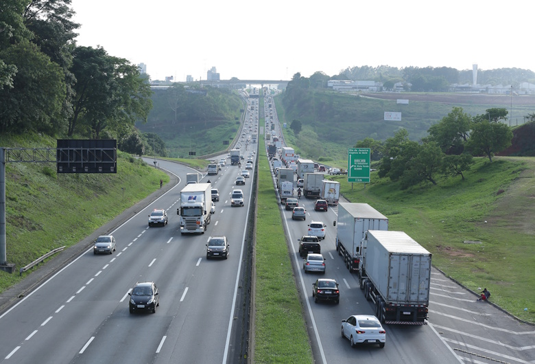 CCTV-Tol-Jadi-Andalan-dalam-Pengawasan-ODOL-Secara-Otomatis-DCT-2