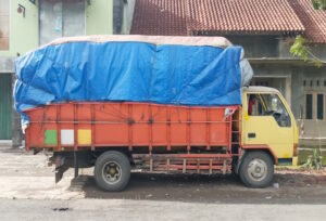 Menghindari-Kendaraan-ODOL-dengan-Perencanaan-Distribusi-Muatan-yang-Efektif-DCT-1.