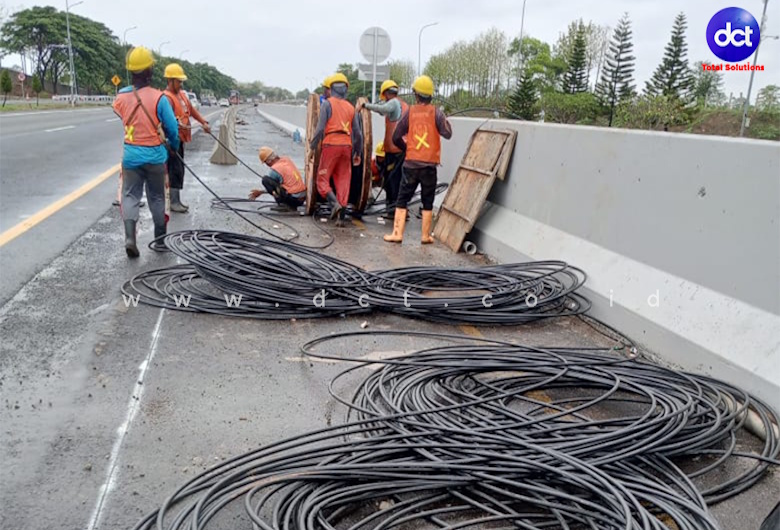Perusahaan Supplier Fiber Optic: Solusi Efisiensi Jaringan untuk Industri Skala Besar