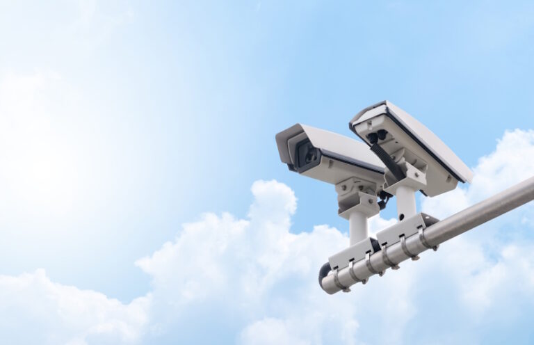 Tips-Merawat-dan-Maintenance-CCTV-Pelabuhan-di-Lingkungan-Laut-yang-Korosif-DCT