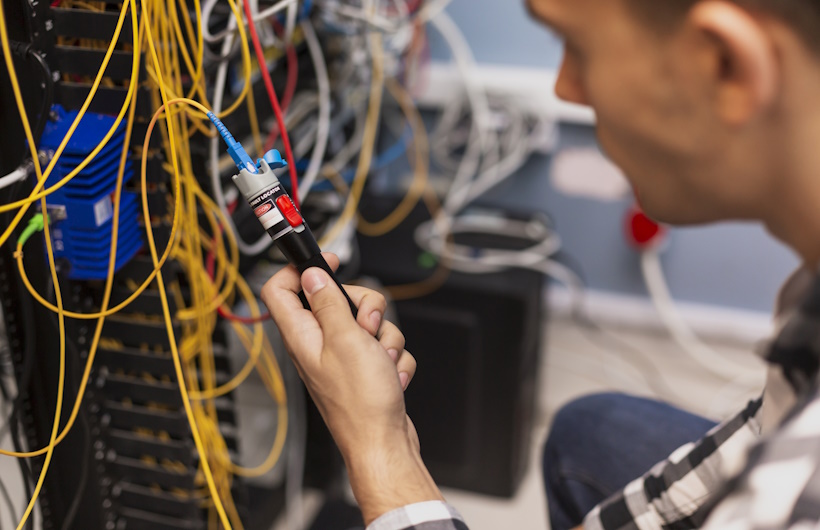 Tips Memperbaiki Kabel Fiber Optik yang Putus atau Rusak