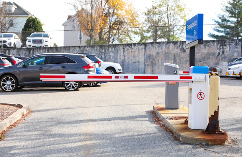 Jasa Pasang Palang Parkir Otomatis Profesional dengan Garansi Resmi