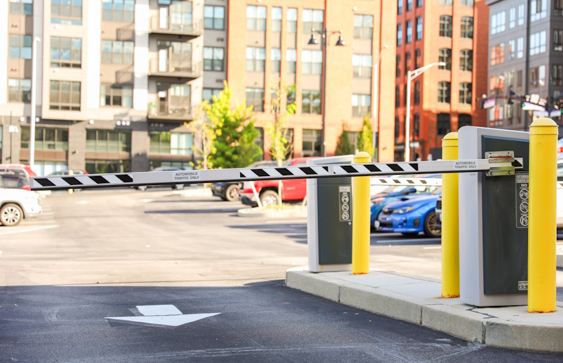 Apa Itu Sistem Parkir Manless? Cara Kerja & Keunggulannya untuk Bisnis