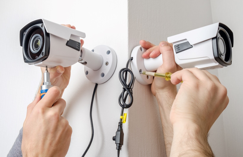 Instalasi-CCTV-Pabrik-oleh-Ahli-Aman-Rapi-dan-Bergaransi-Resmi-DCT