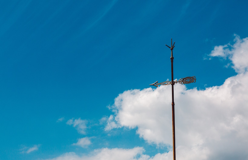 Kontraktor Spesialis Penangkal Petir Elektrostatis dengan Garansi Resmi