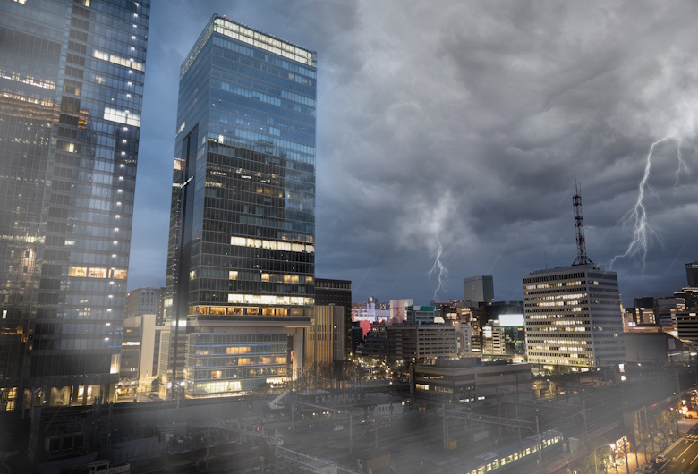 Penangkal Petir Gedung Bertingkat: Sistem Proteksi Wajib untuk Bangunan Tinggi